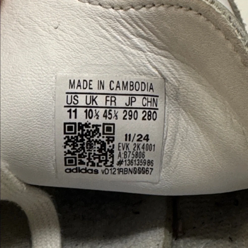 Adidas Samba White Leather Sneakers - Picture 2 of 5